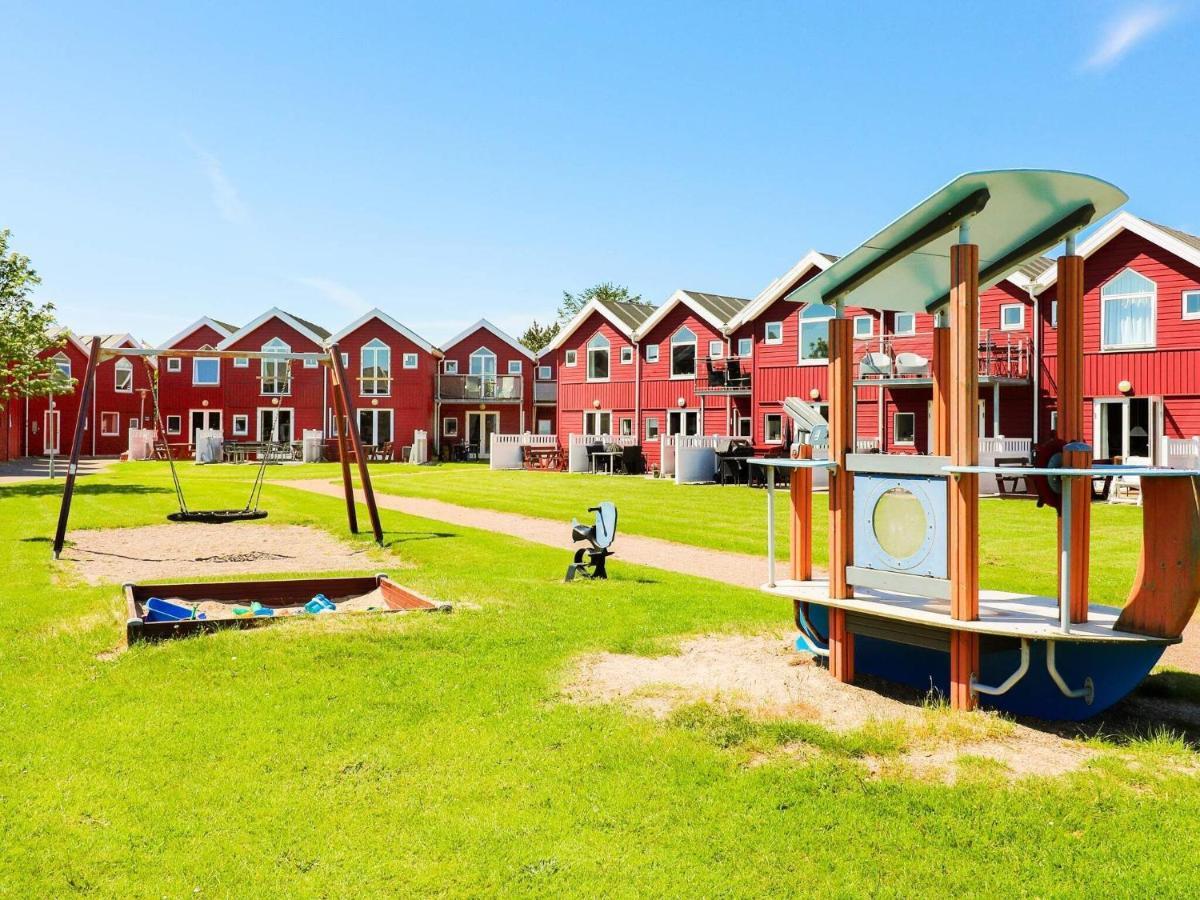 6 Person Holiday Home In Hadsund Eksteriør bilde